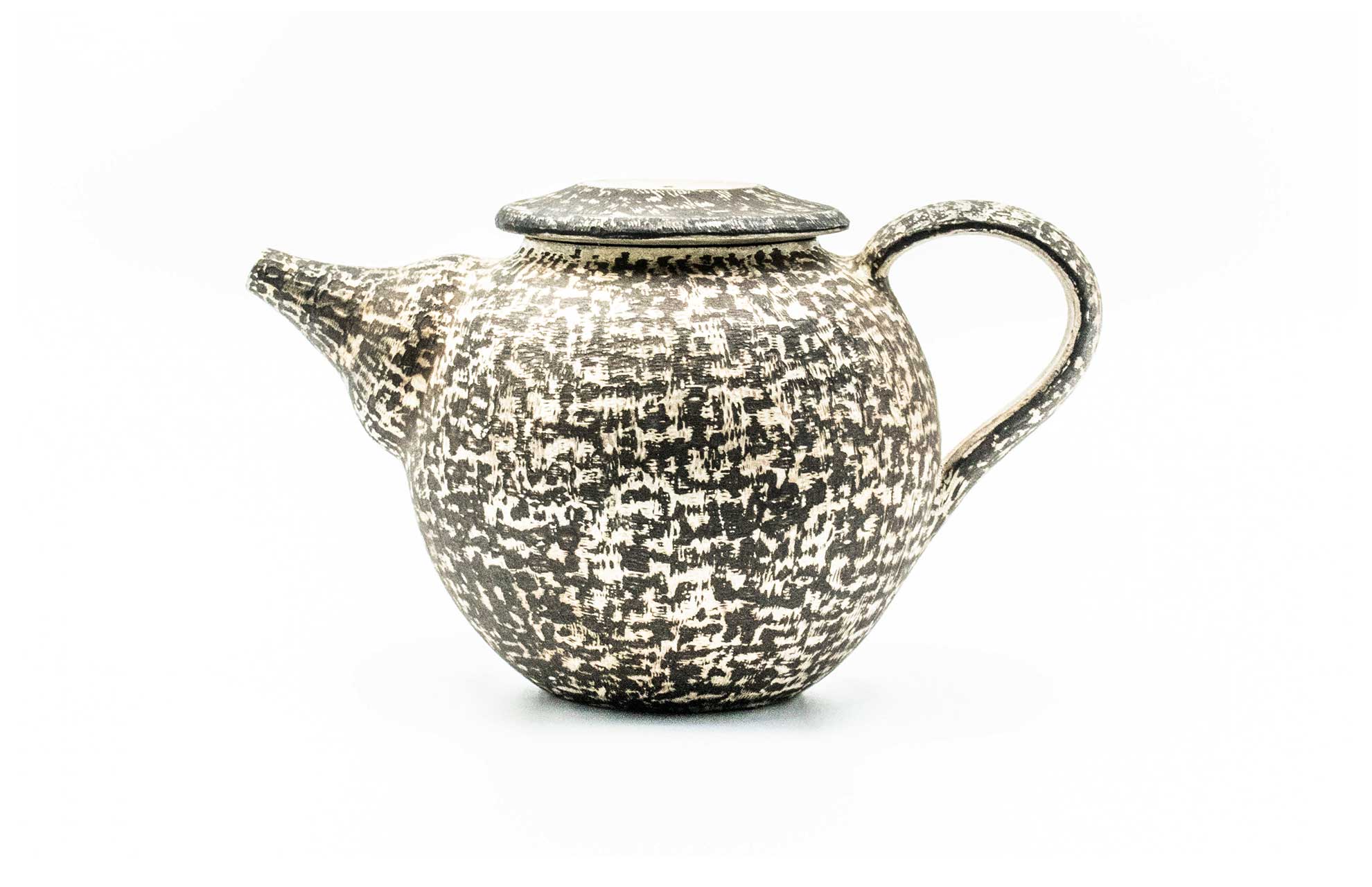 銀刻彩茶壺